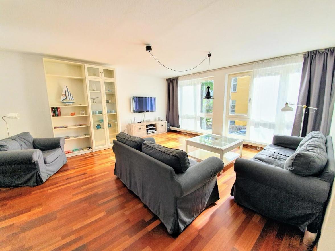 Ferienwohnung Achtern Diek, Inklusive Strandkorb Und Stellplatz Rostock Extérieur photo