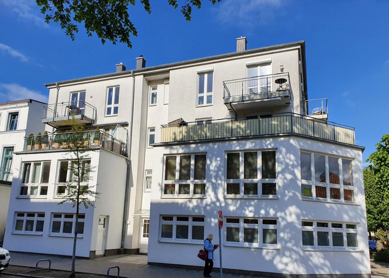 Ferienwohnung Achtern Diek, Inklusive Strandkorb Und Stellplatz Rostock Extérieur photo