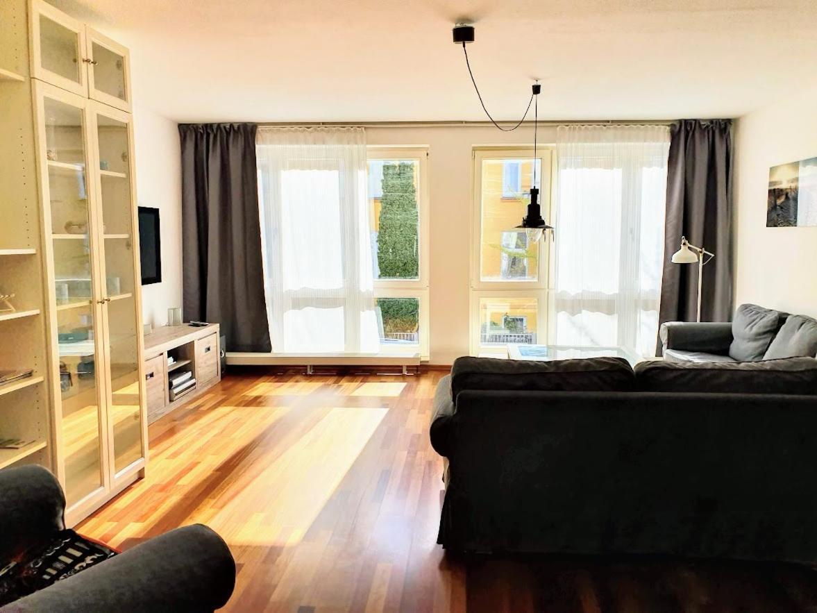 Ferienwohnung Achtern Diek, Inklusive Strandkorb Und Stellplatz Rostock Extérieur photo